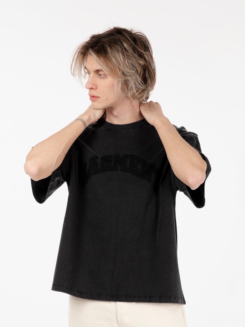 Arch faded logo chaos black t-shirt