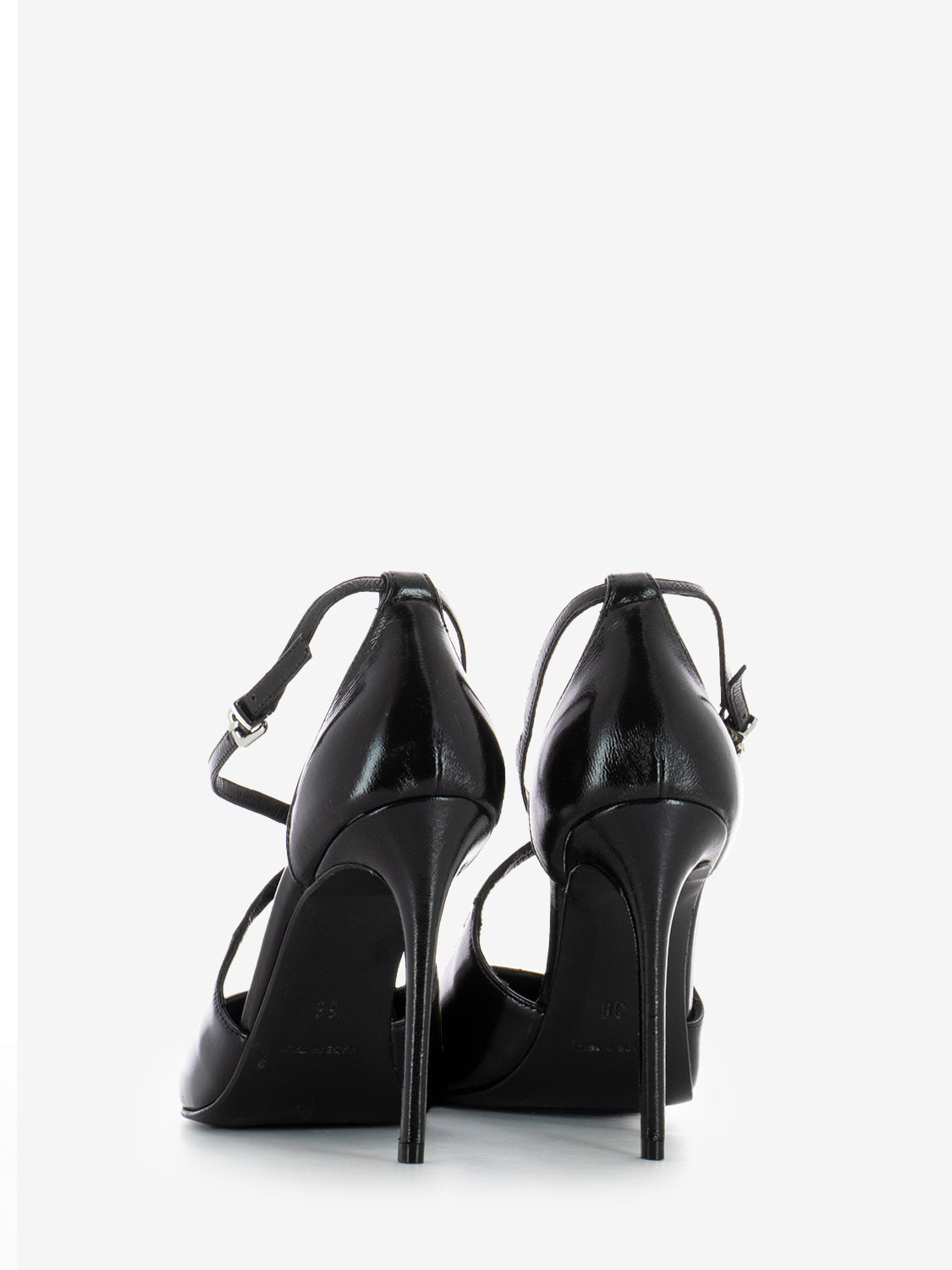 Dècolletè in pelle con incrocio nero