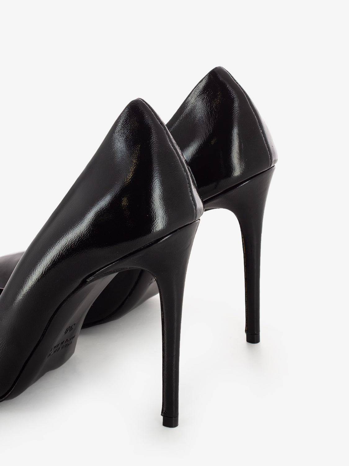 Verlux black décolleté
