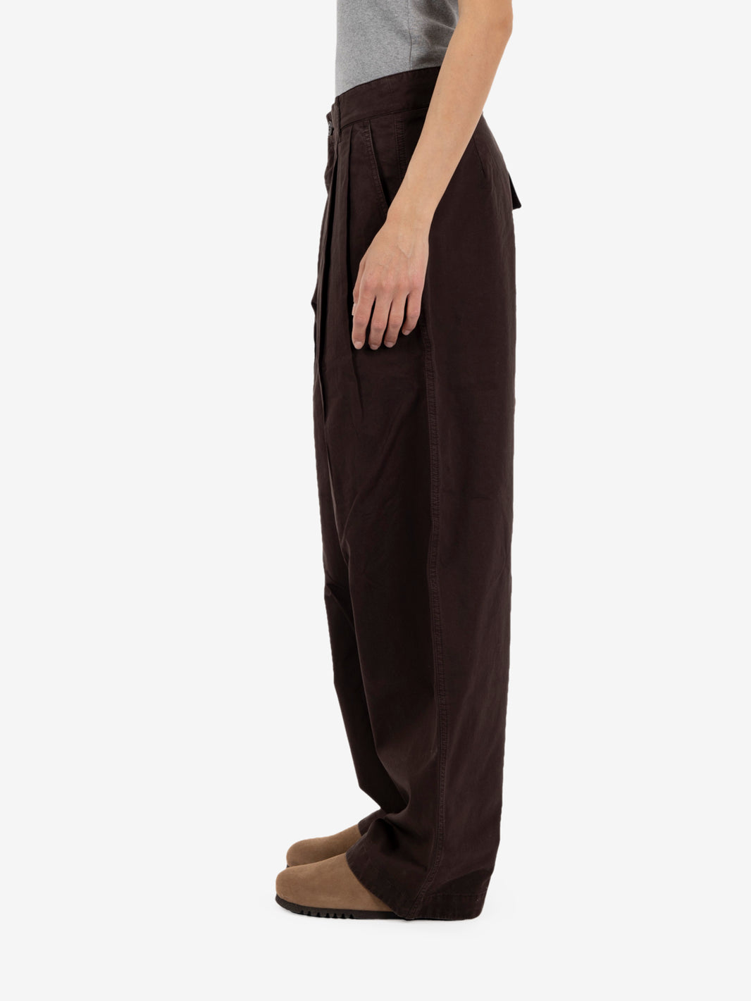 Ambassador pants coffee