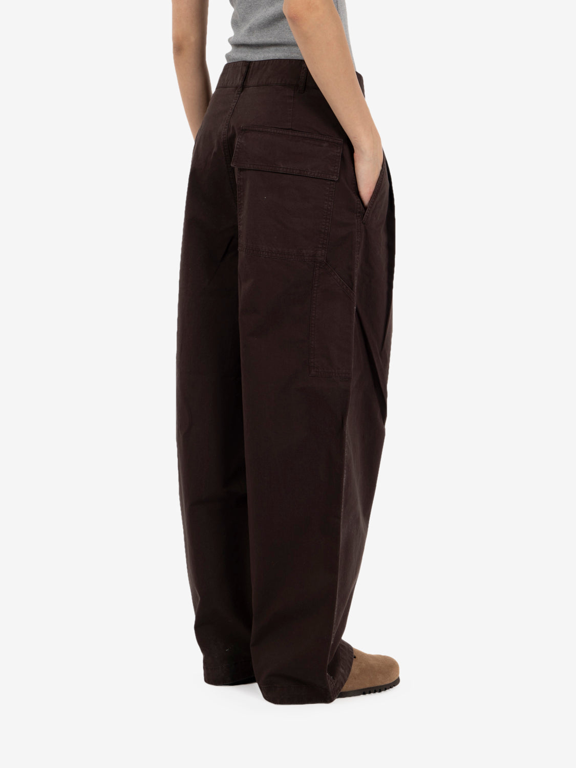 Ambassador pants coffee