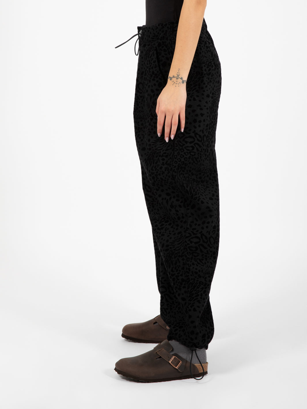 Desert pants leopard wool black