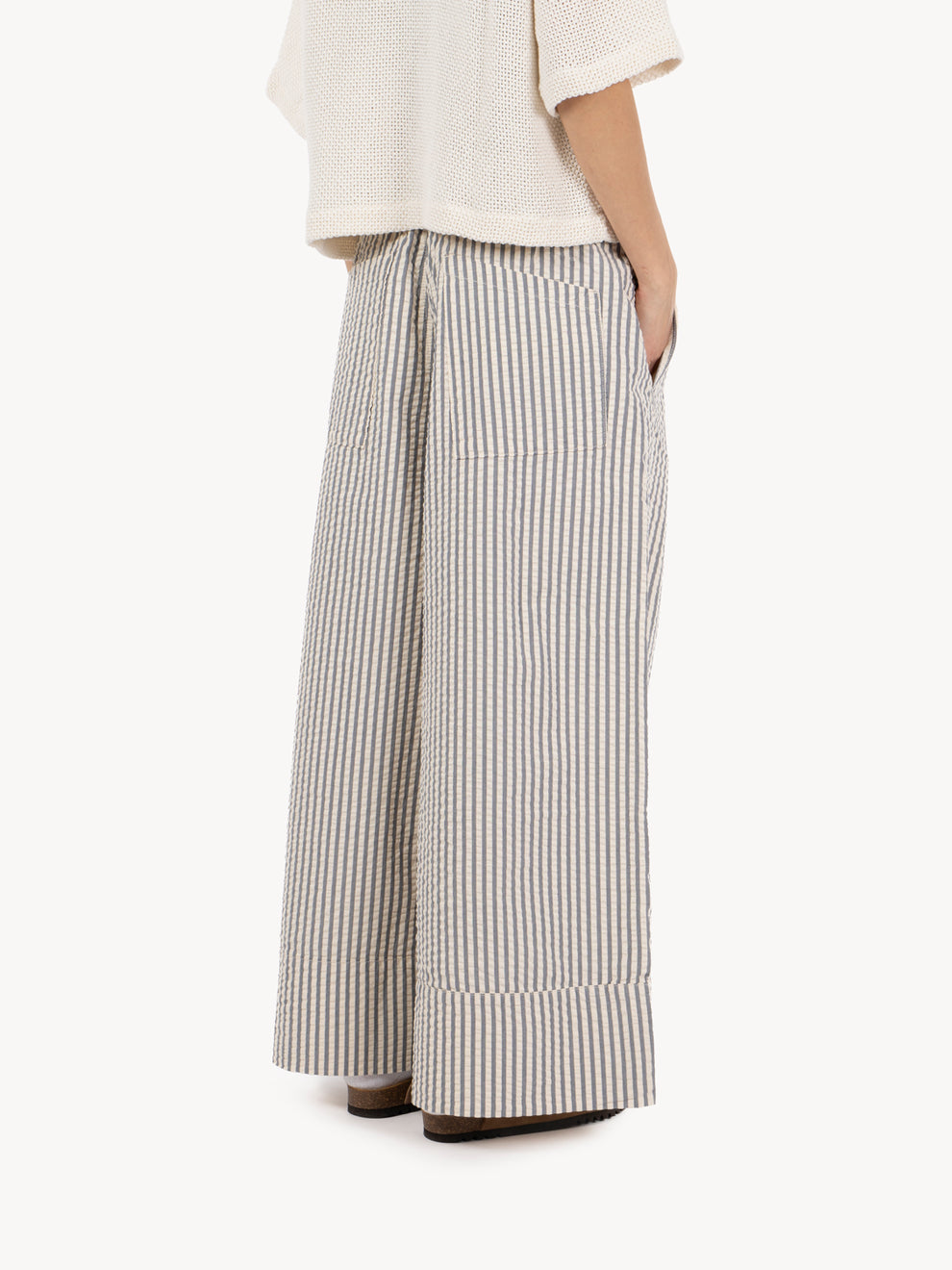 Wide leg coulotte seersucker pants iron / off white