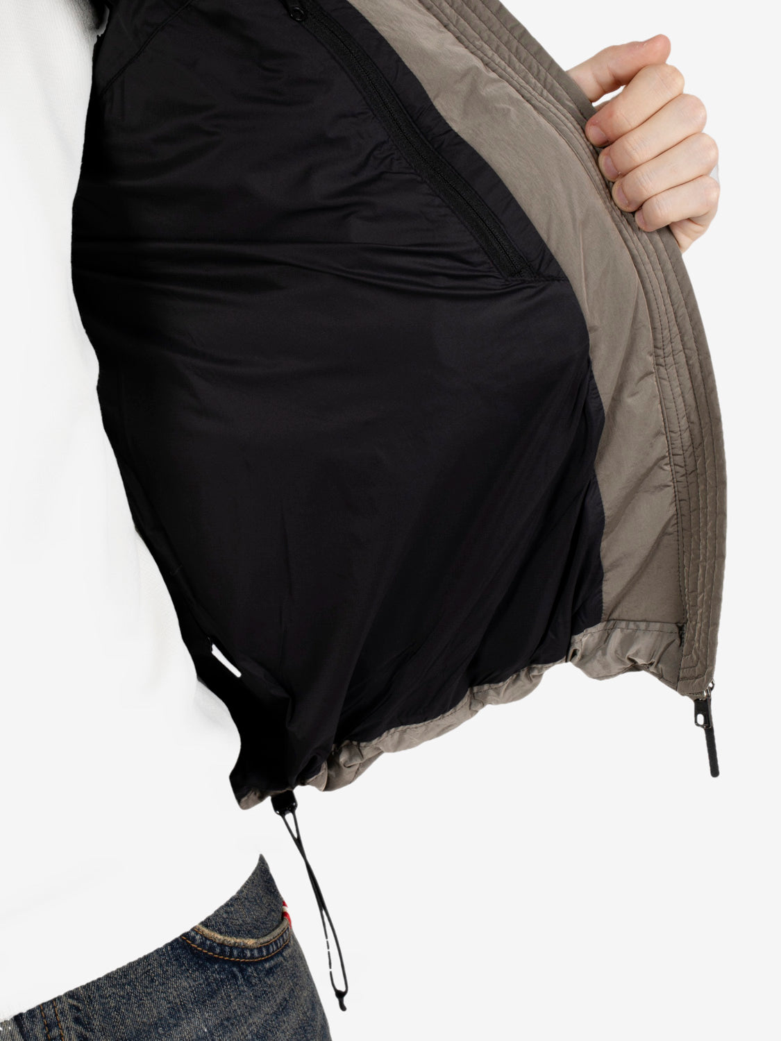 Dope Dyed Ripple nylon down jacket woody beige