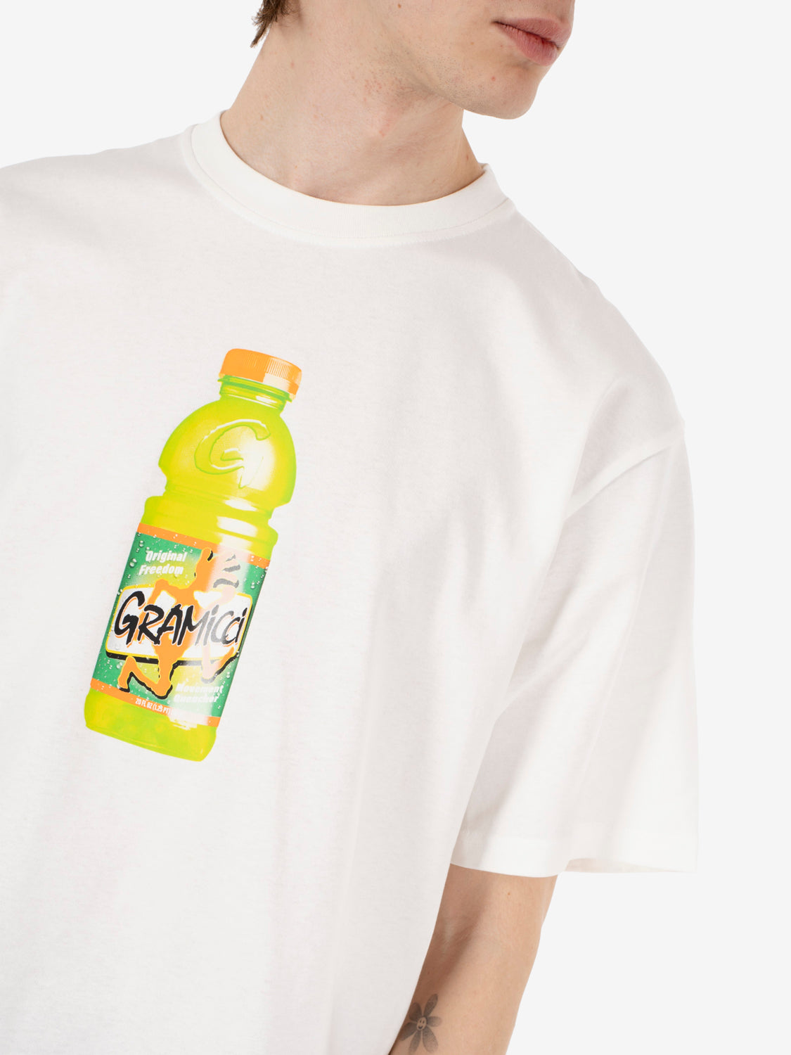 Quencher tee white