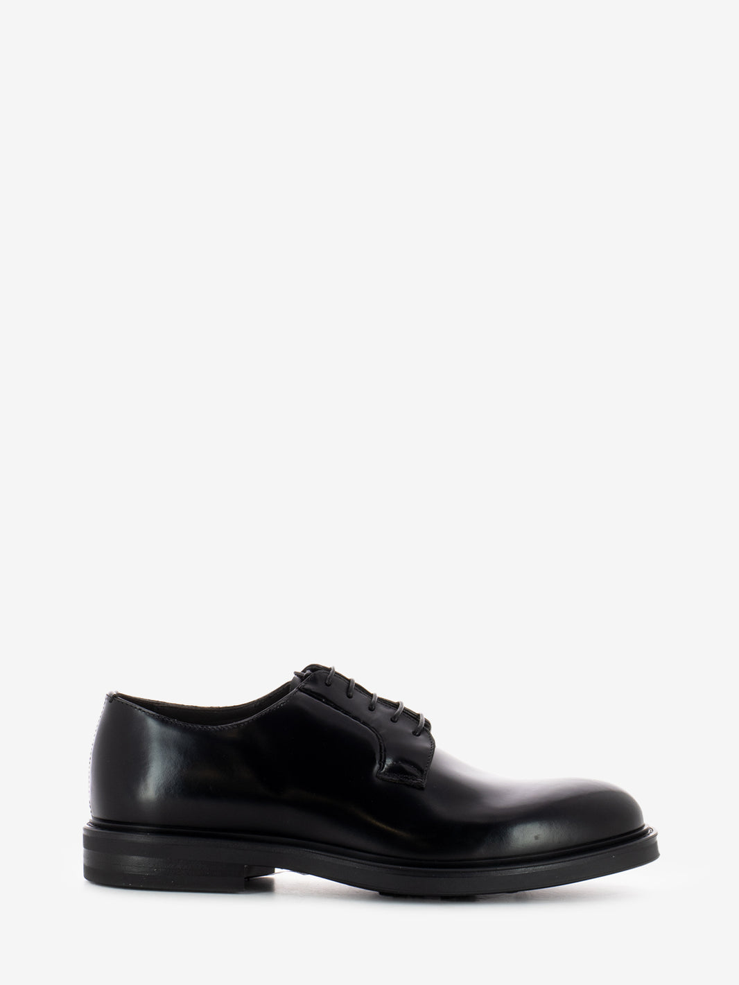 Black leather derby shoes with rubber sole