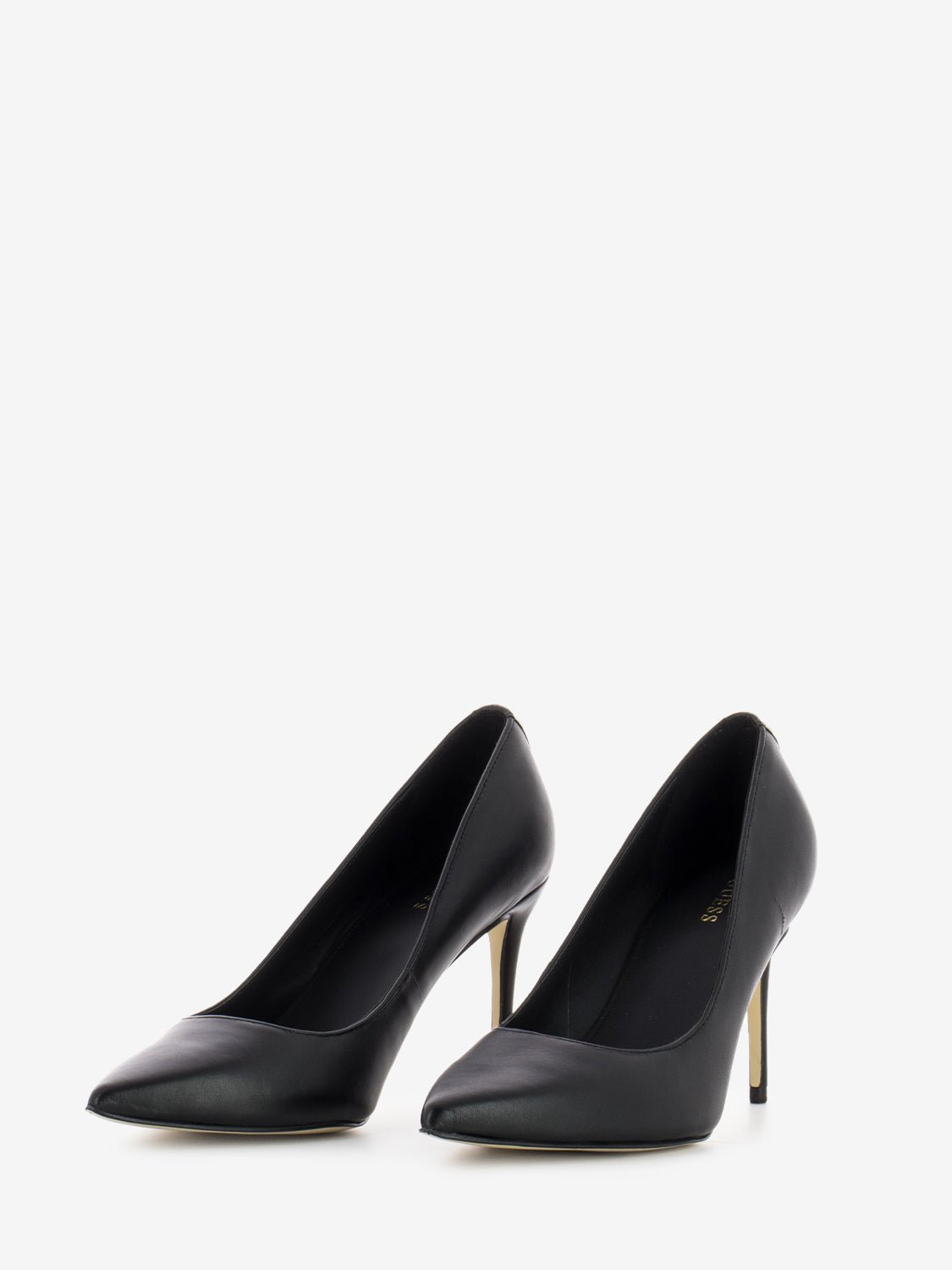 Rica black pointed pumps