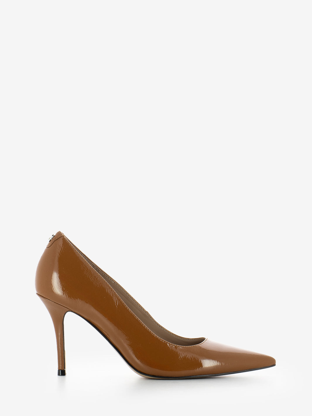 Décolleté in vernice tan