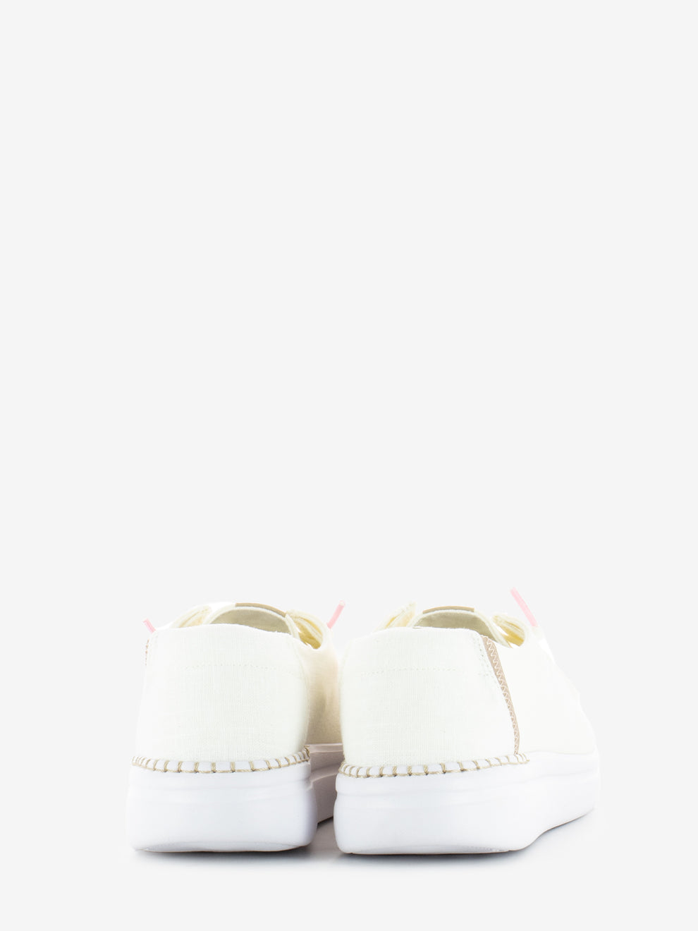 Wendy rise W spark white