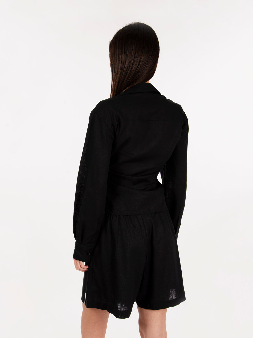 Black globe knot short shirt