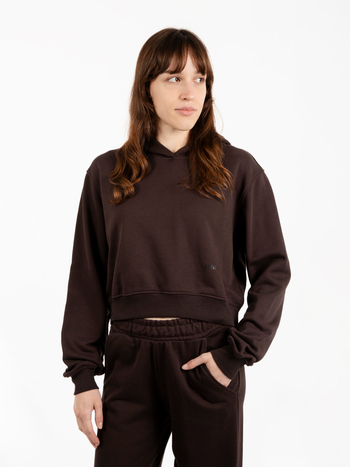 Cropped dark brown sweatshirt