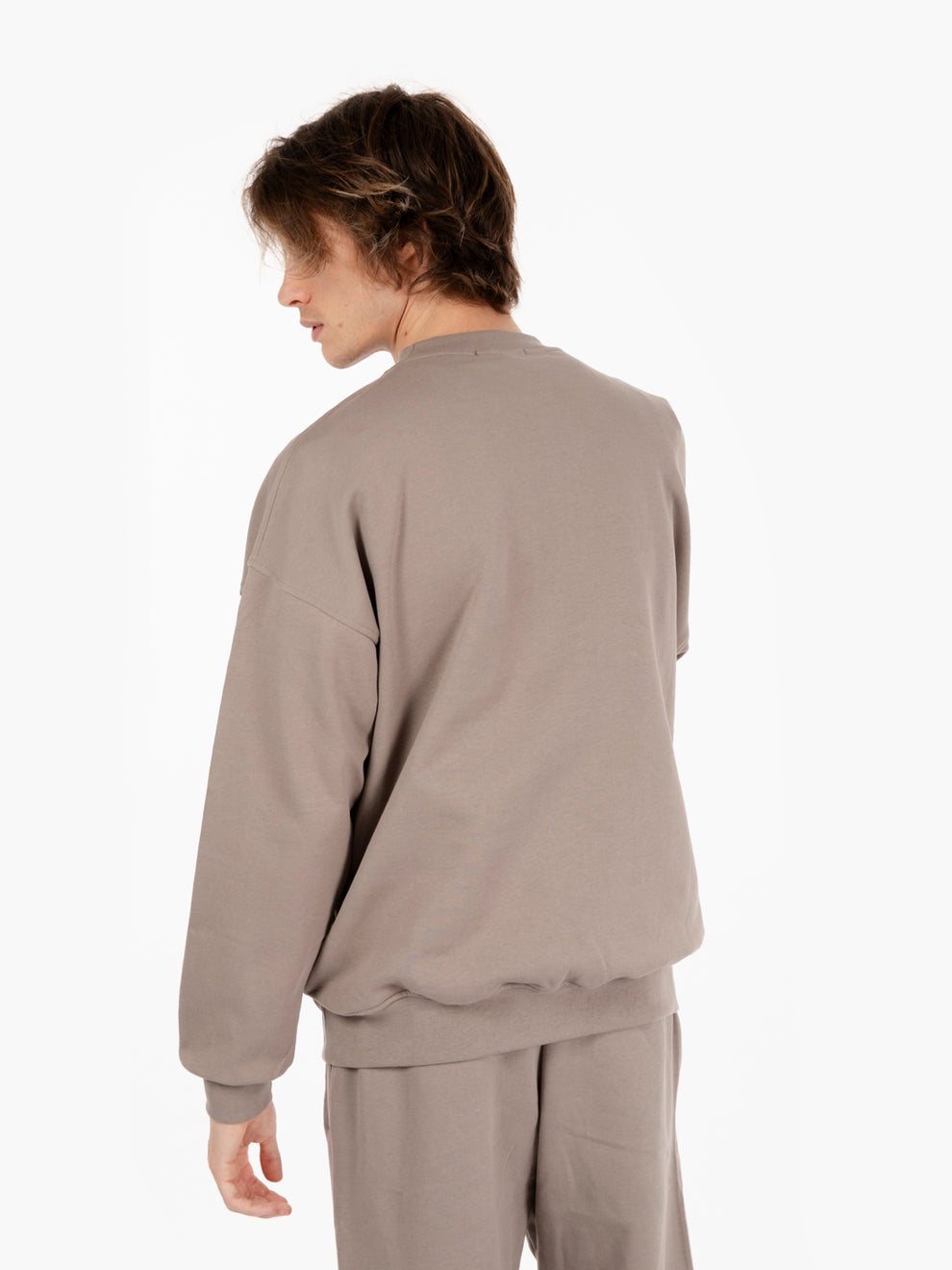 Beige crewneck sweatshirt