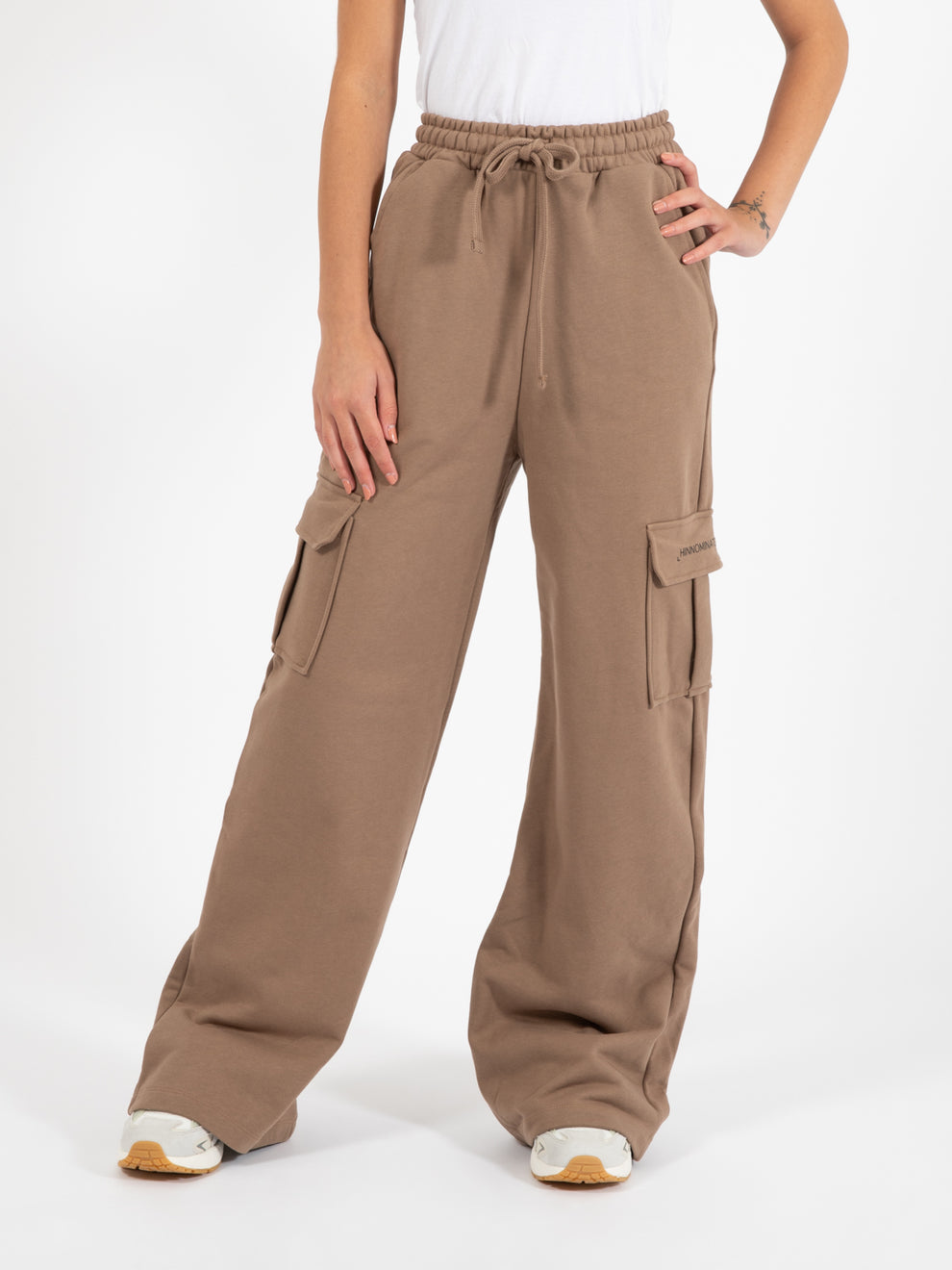 Pantaloni a palazzo in felpa con tasche tortora