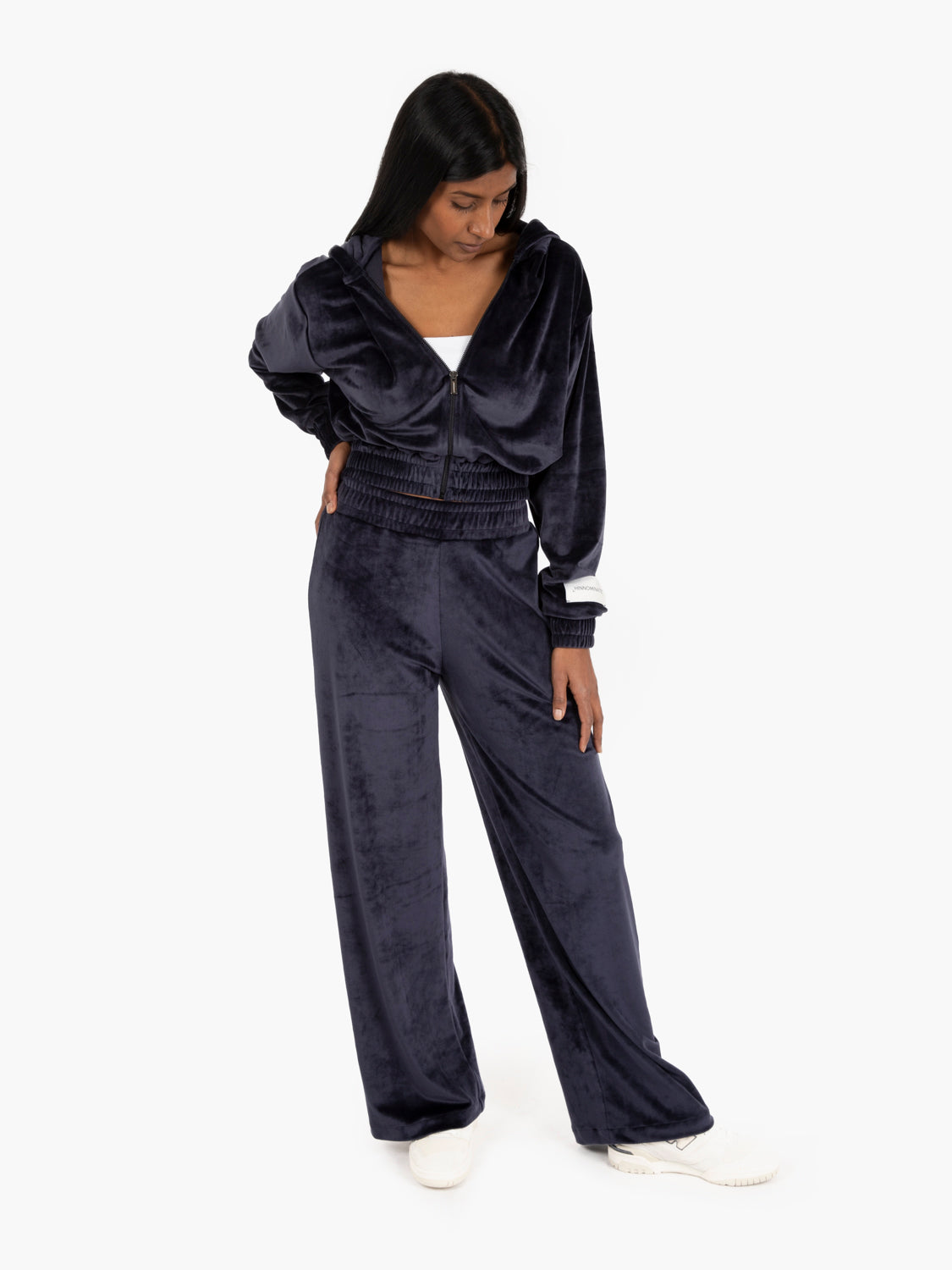 Pantaloni wide in ciniglia con logo blu