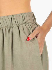 HINNOMINATE - Shorts in lino con elastico in vita muschio