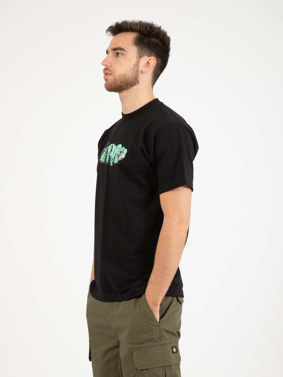 T-shirt street level black