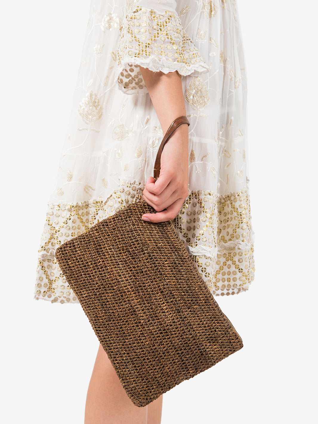 Ampy clutch bag in dark tea raffia