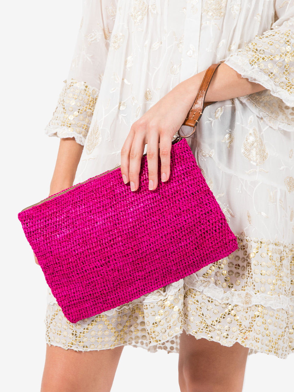 Ampy clutch bag in fuchsia raffia