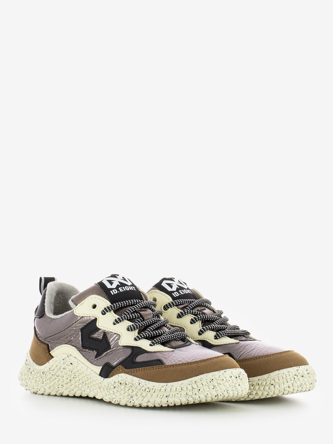 HANA_BRO BRONZE LAMINATED SNEAKER
