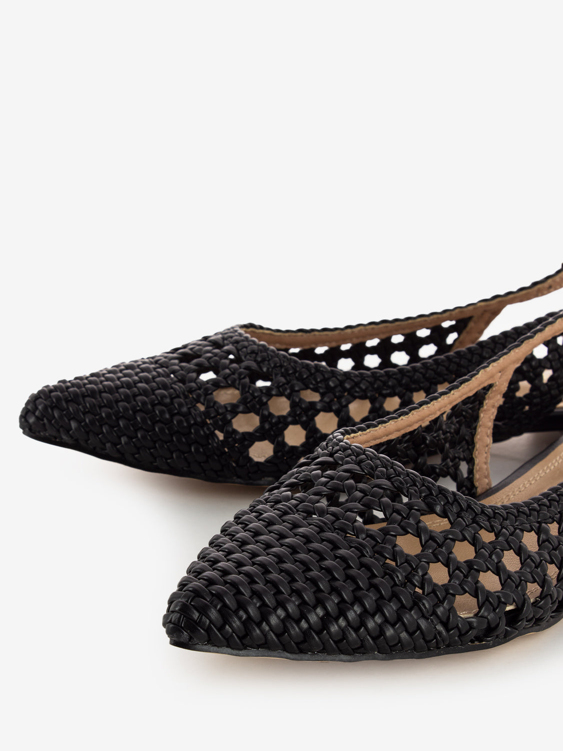 Slingback basse in pelle intrecciata soft nero