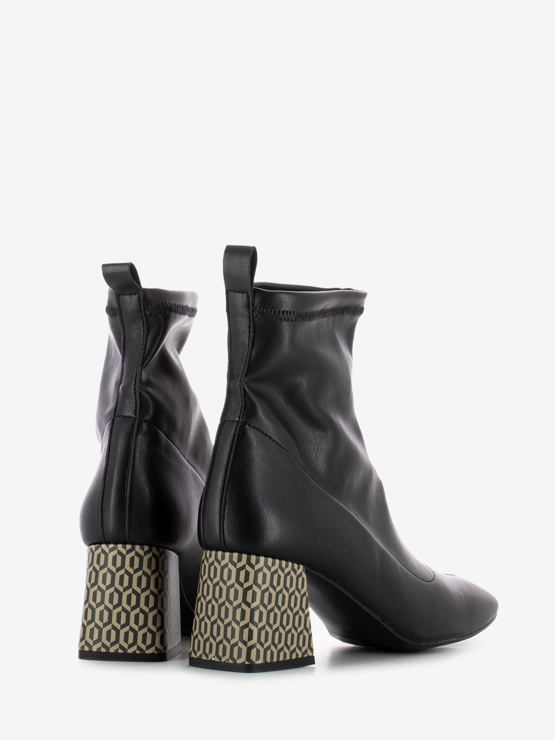 Tronchetto in nappa nero