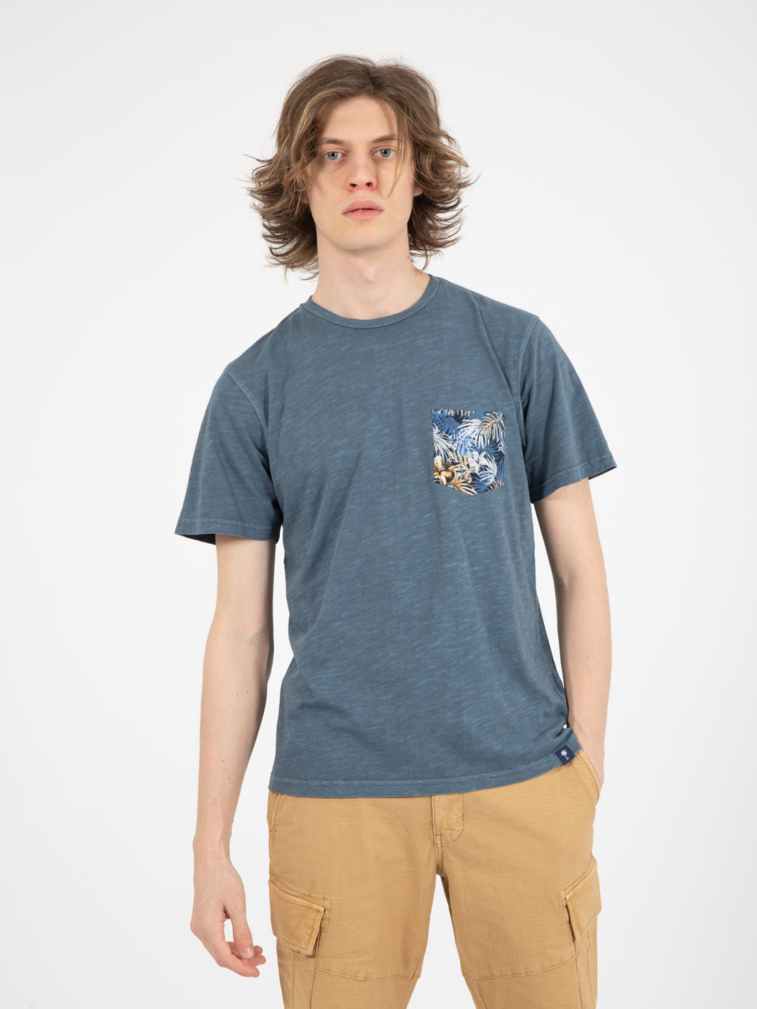 T-shirt pocket botanical fantasy air force blue