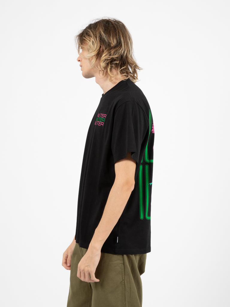 IUTER - Spine Sulls Tee black