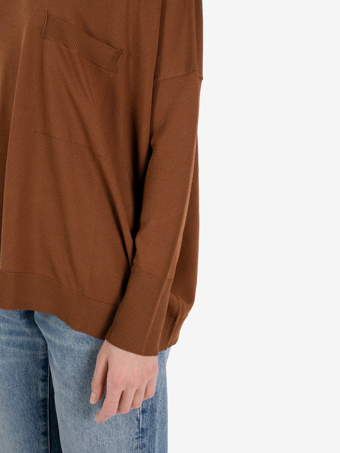 Maglione con tasca tabacco