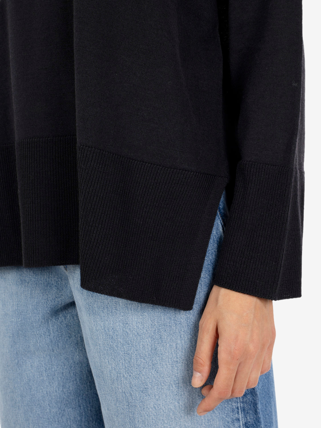 Maglione girocollo over nero