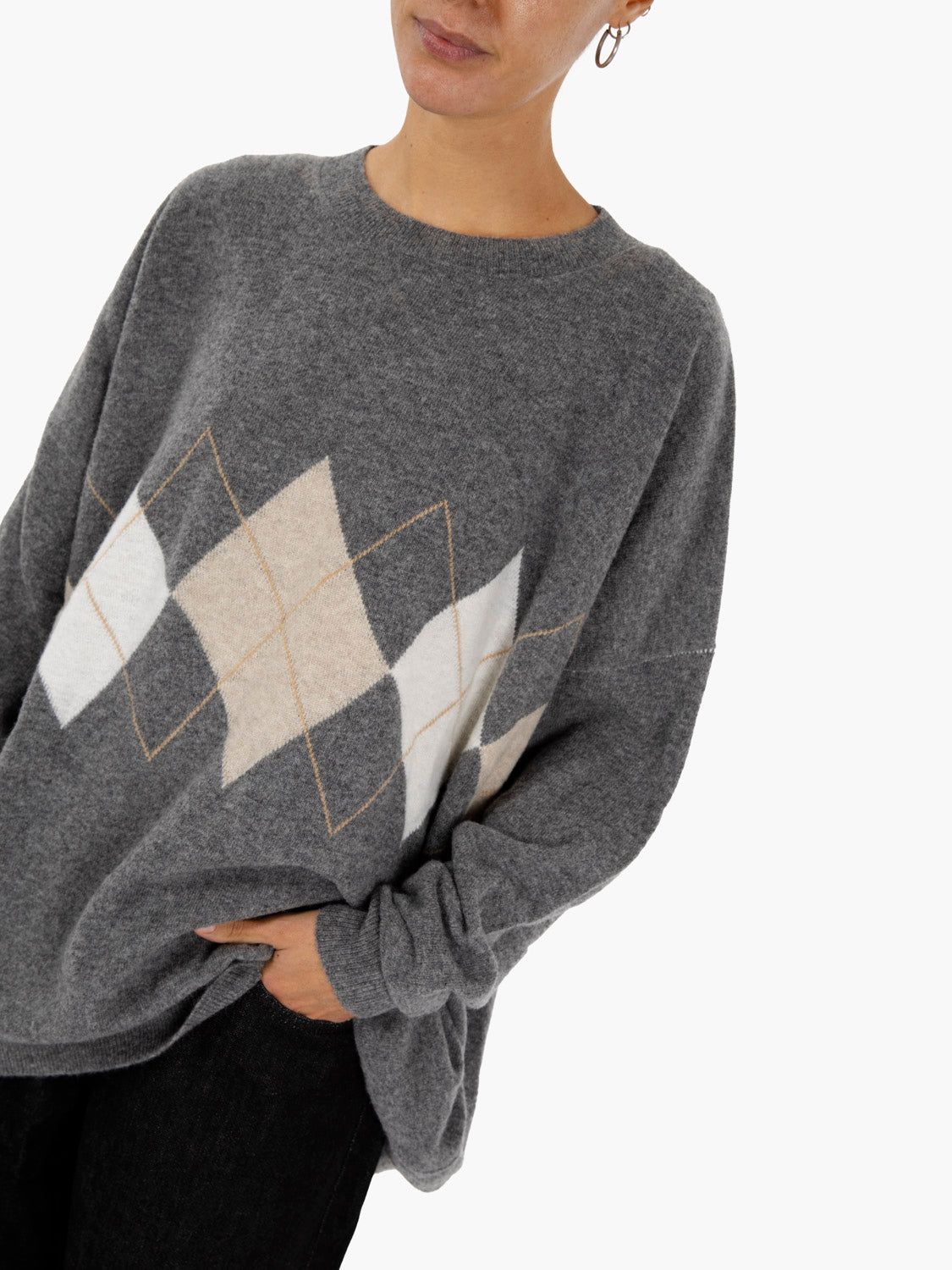Maglione over a rombi stone