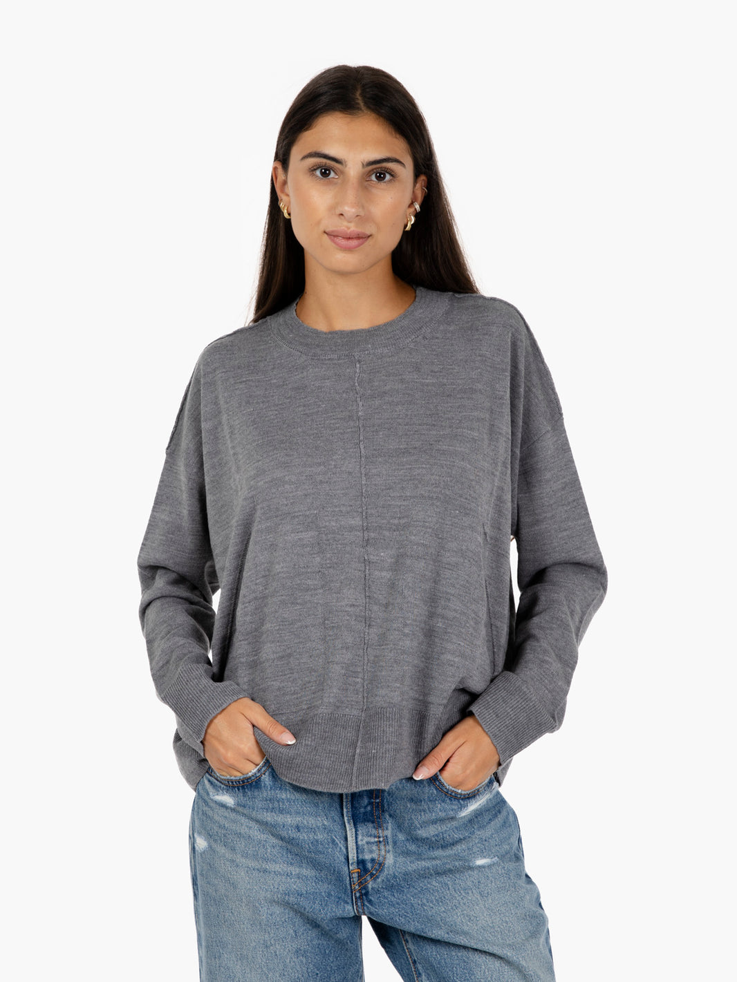Pull in lana con tasche grigio
