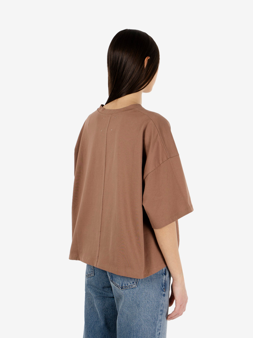 T-shirt over tabacco