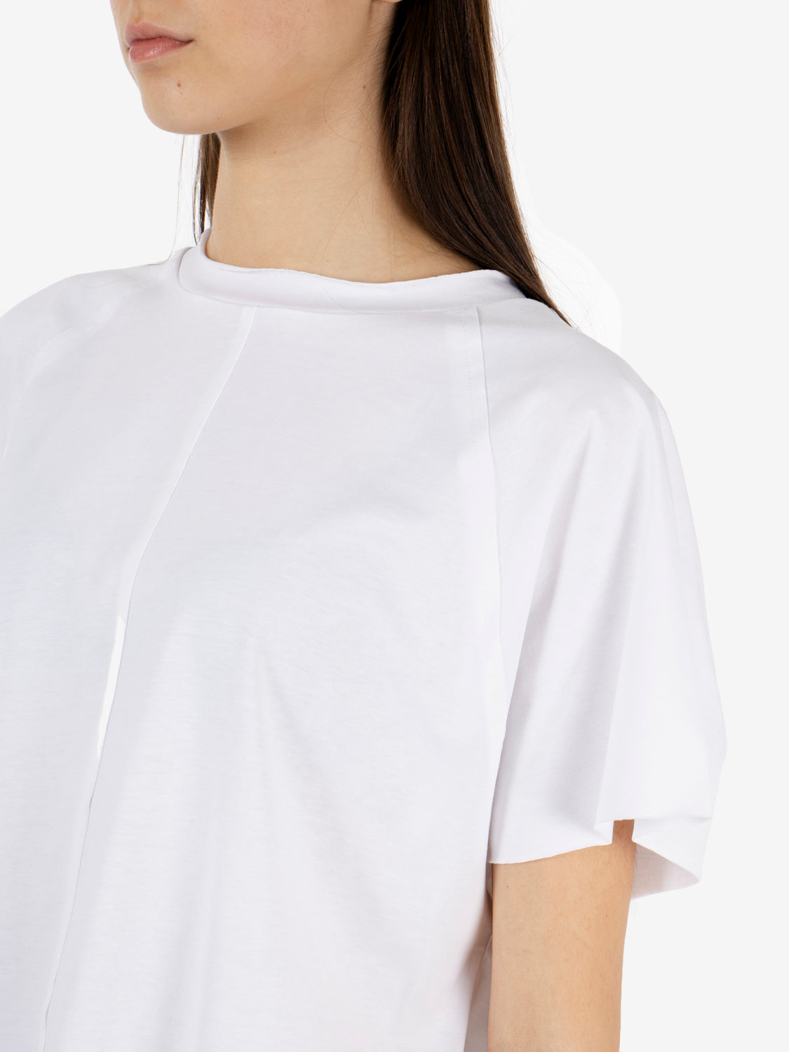 White raw-cut oversized t-shirt