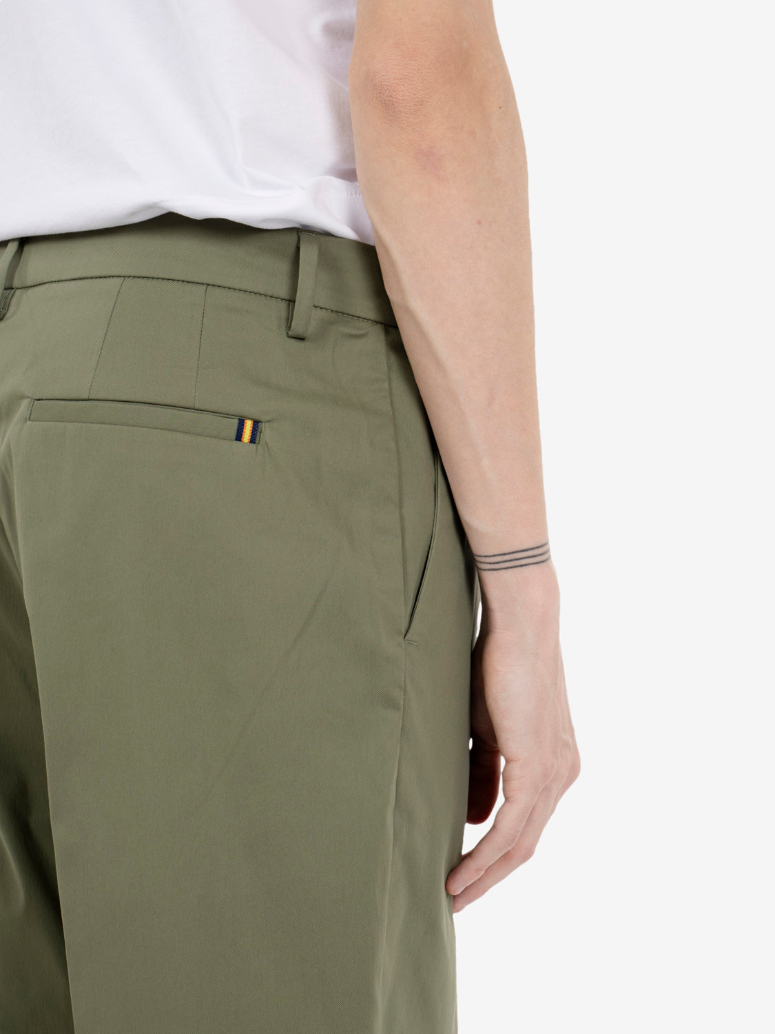 Pantaloni Ailton in twill tech green lichen