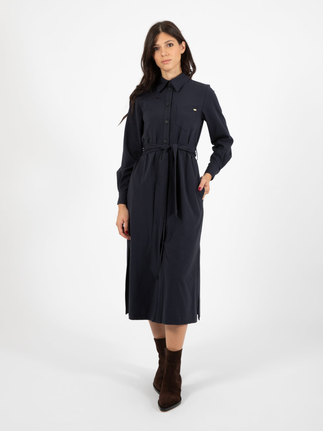 Abito chemisier con cintura blu
