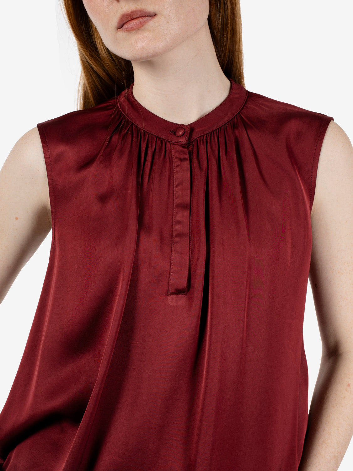 Blusa senza maniche in raso india