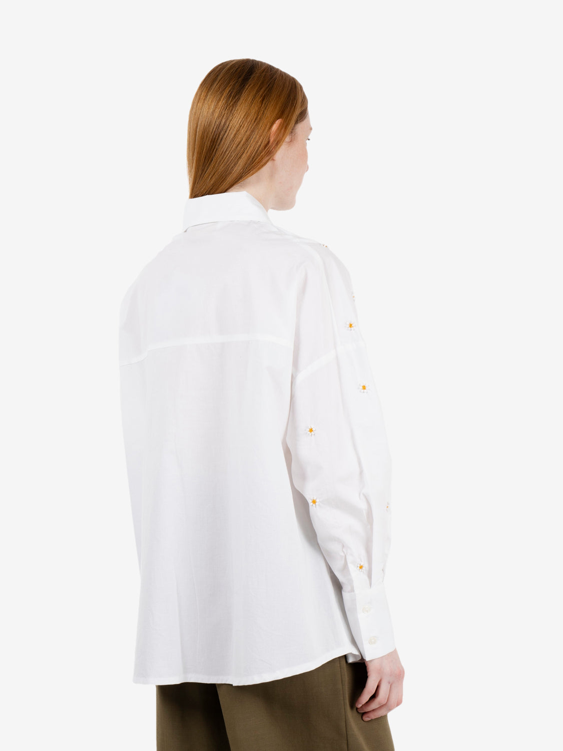 Camicia con margherite bianca