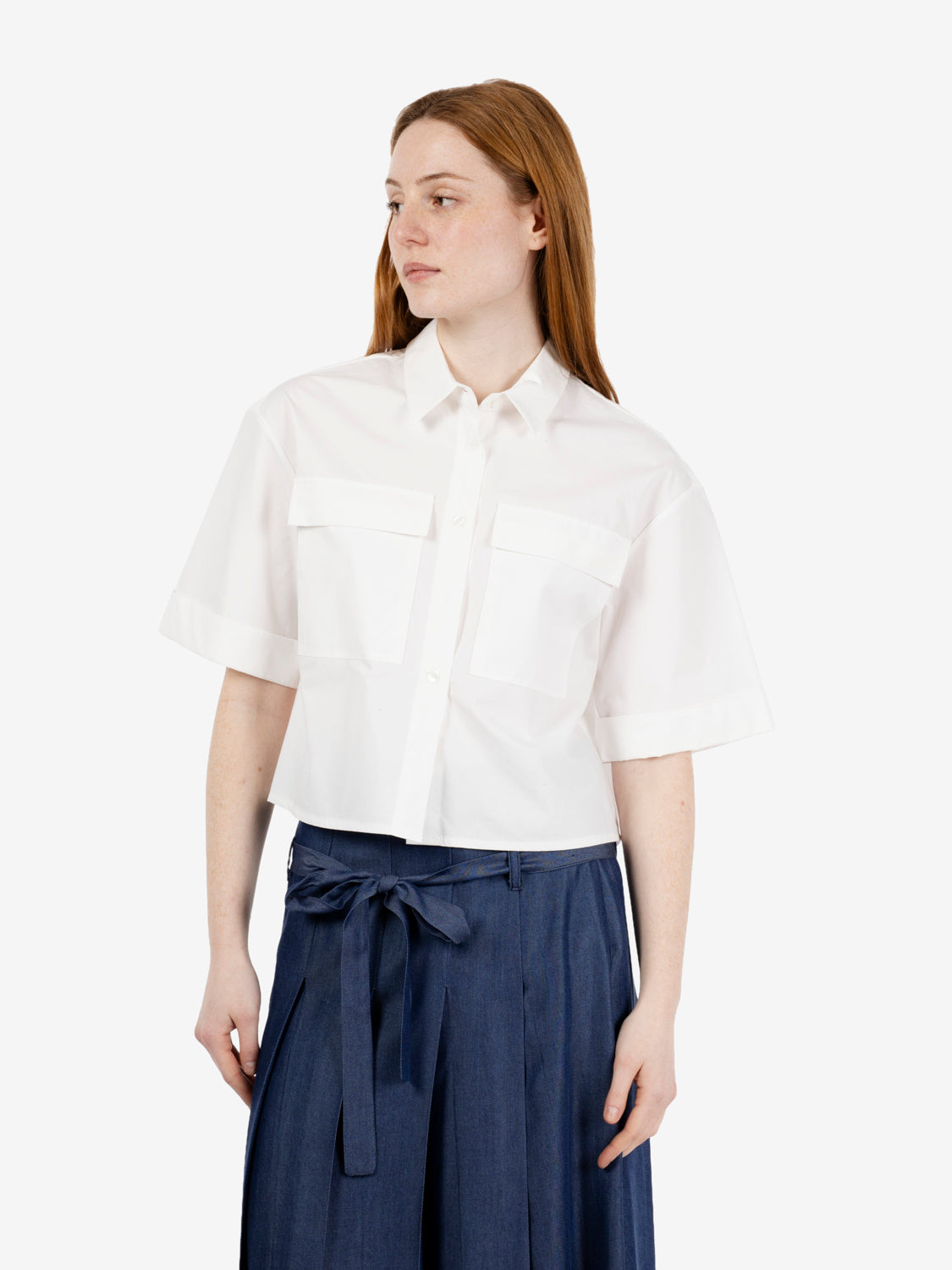 Camicia crop con tasche bianca