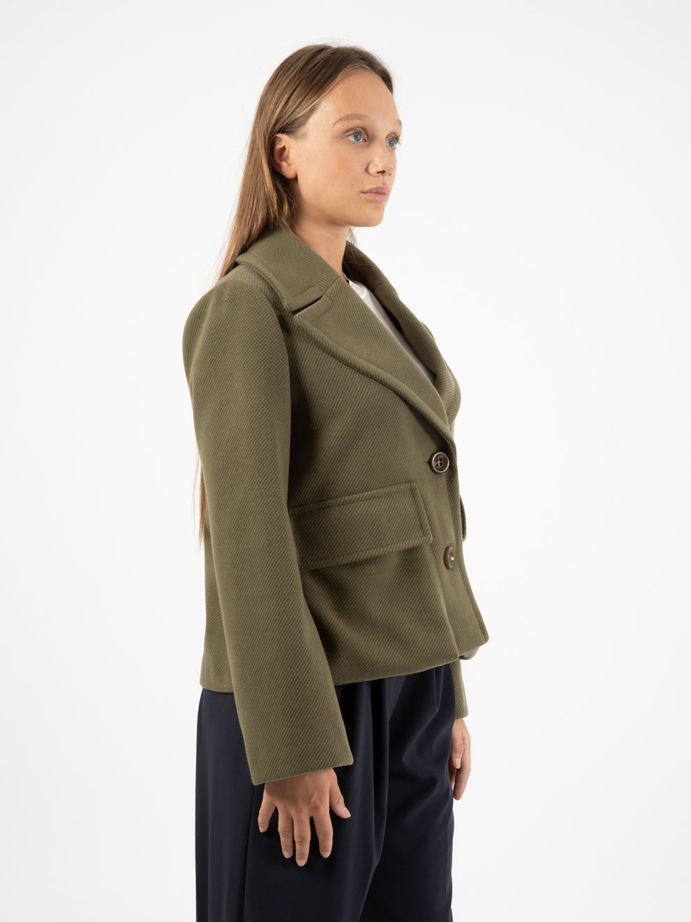 Cappotto corto con tasconi verde