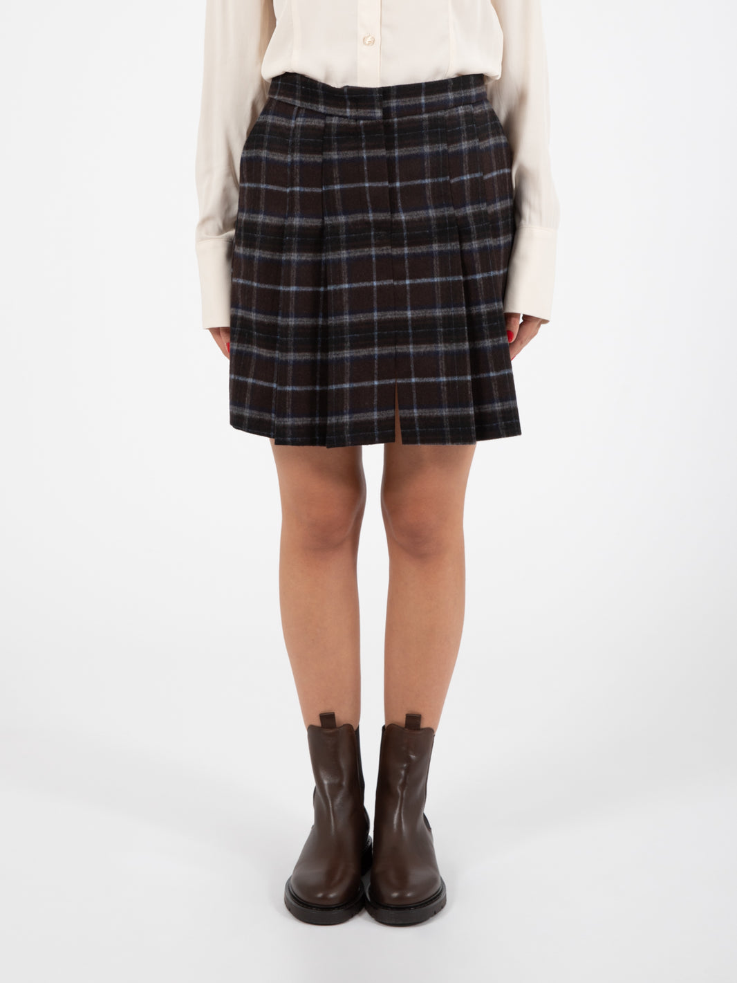 Dark brown/blue check patterned skirt