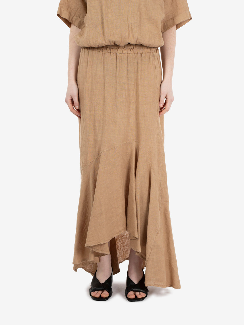 Long camel ruffle skirt