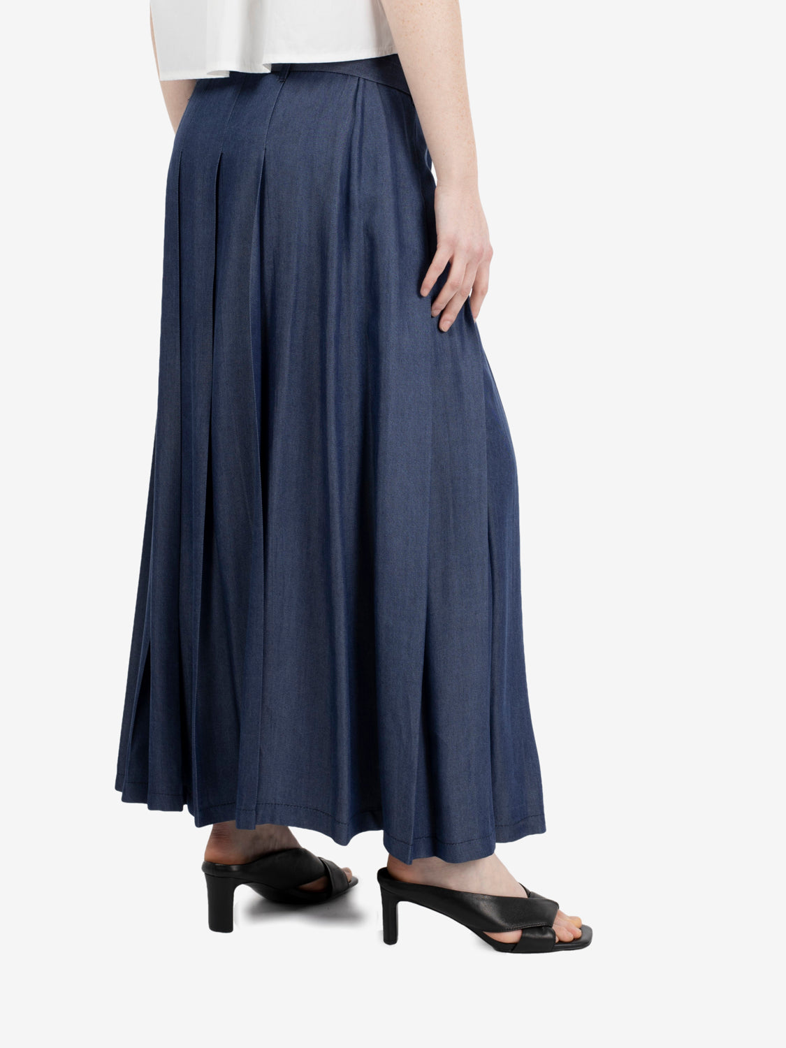 Blue pleated midi skirt