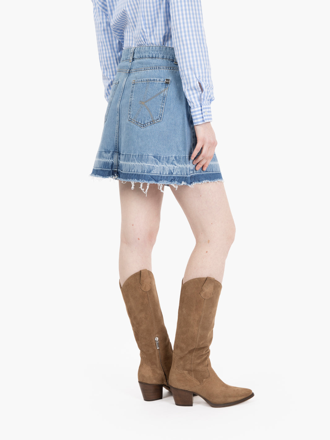 Gonna sfrangiata in jeans chiaro