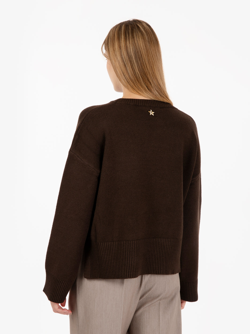 Maglia con spacchi laterali moro