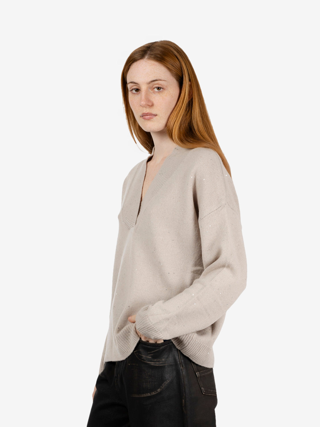 Maglia scollo V paillettes mastice