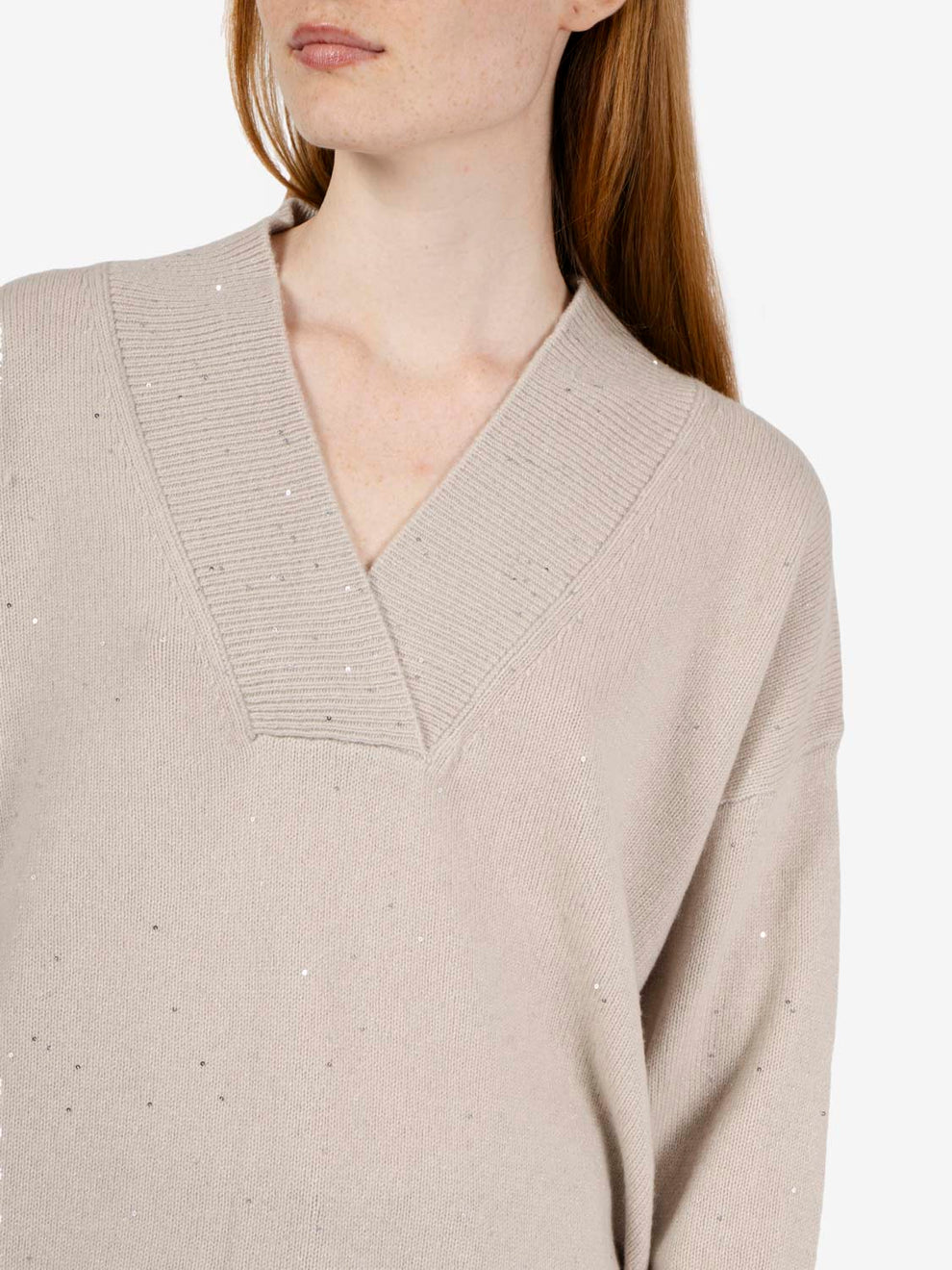 Maglia scollo V paillettes mastice