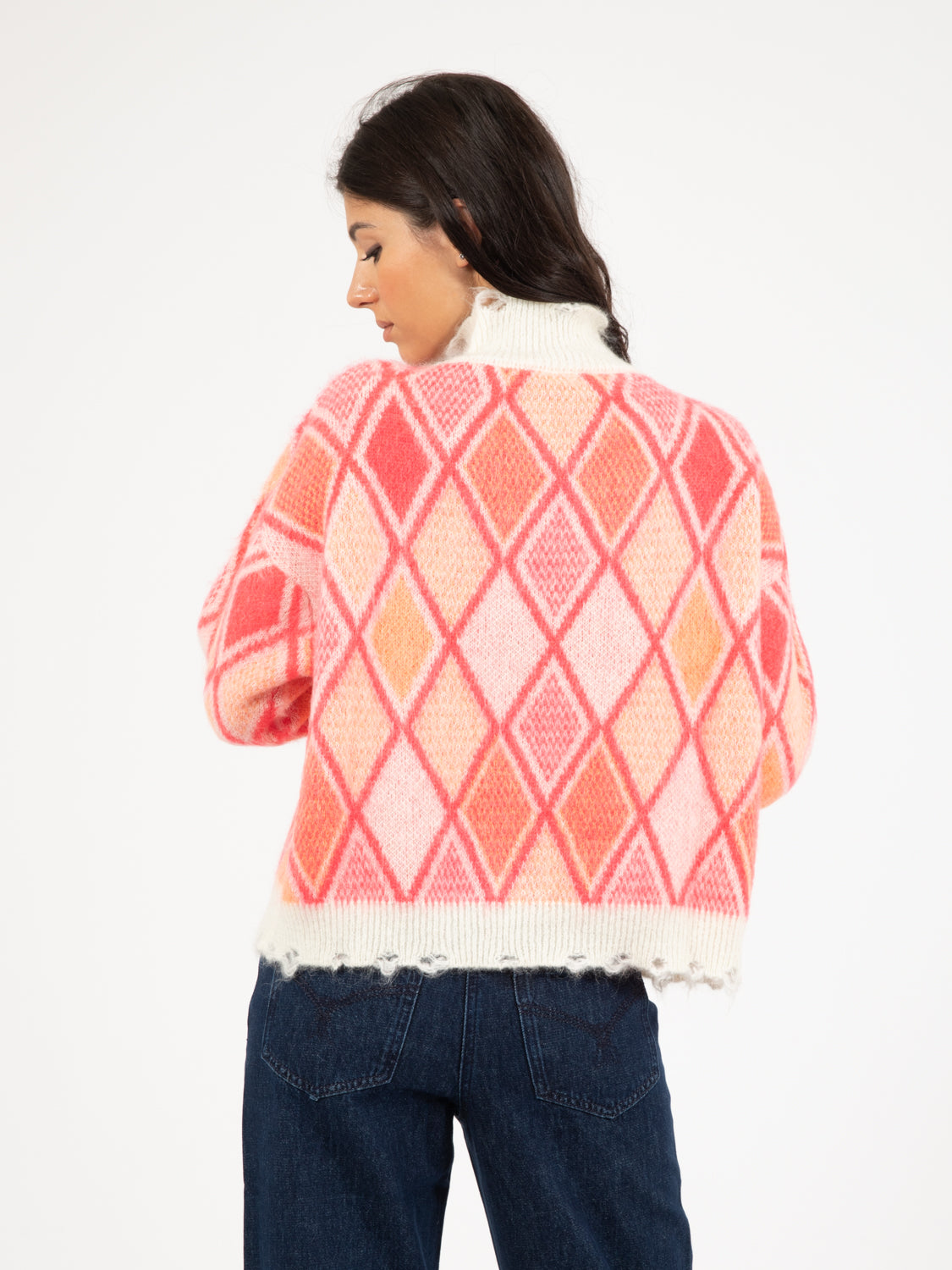 Maglione a collo alto rosa / bianco con rombi