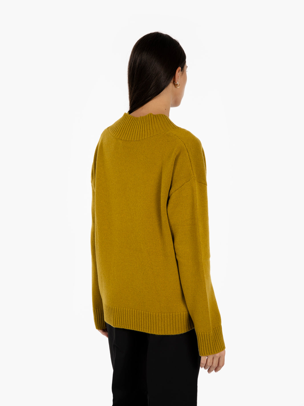 Oil V-neck sweater