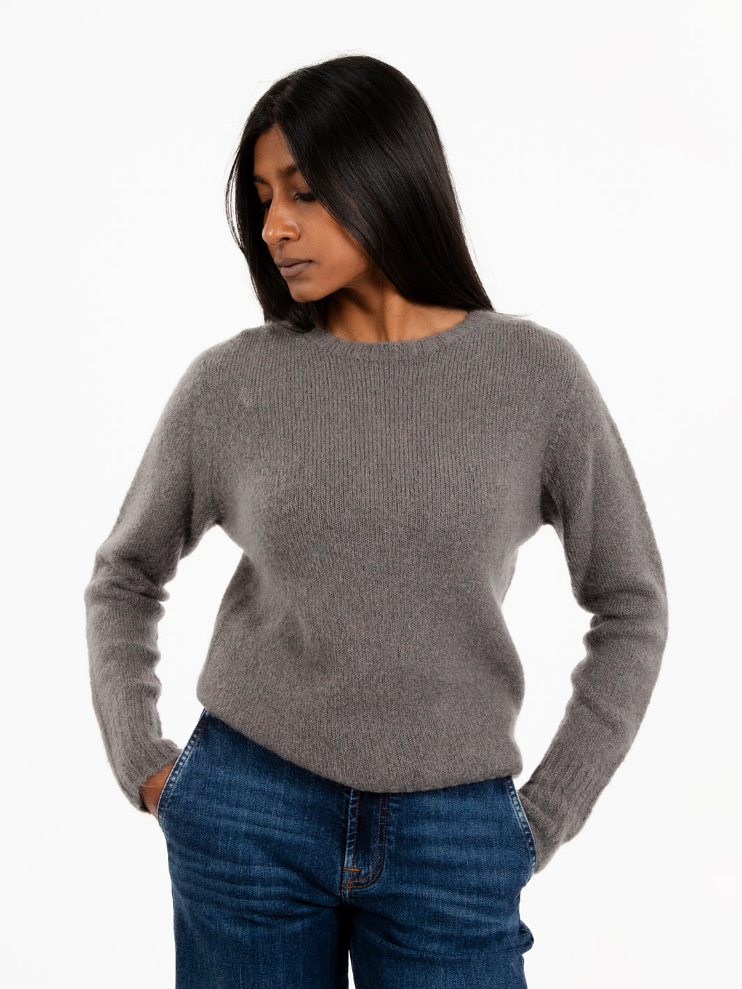 Maglione girocollo cemento