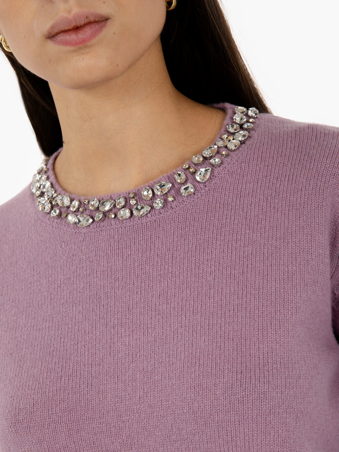Wool sweater with mauve stones